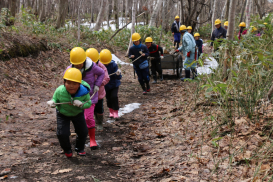 特定非営利活動法人北海道森林ボランティア協会　子どもたちが学ぶ北の里山づくり03